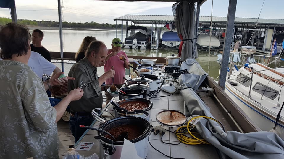 Social Lavon Yacht Club