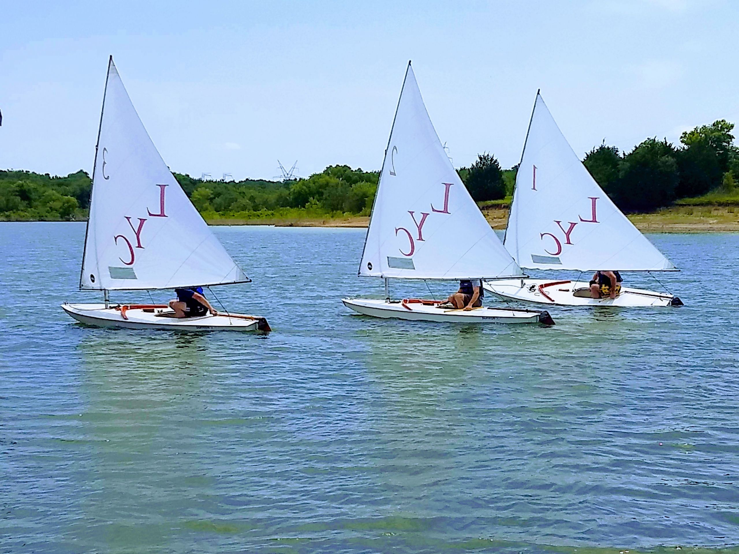 Racing Lavon Yacht Club